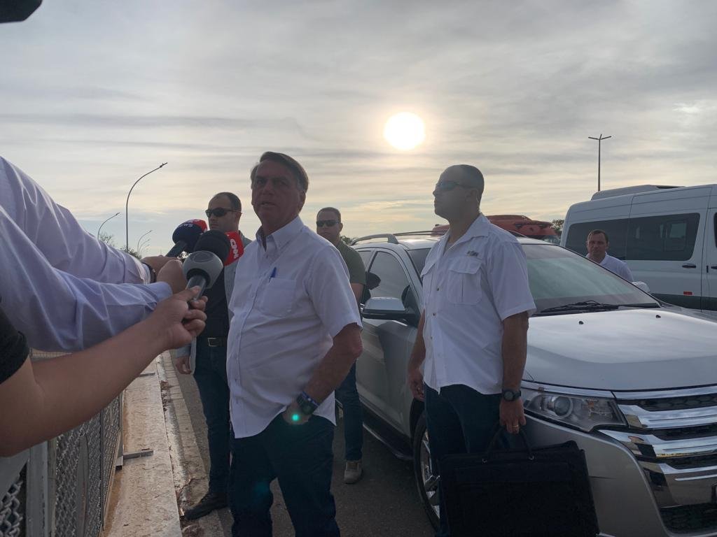 Em reunião “técnica”, Bolsonaro discutirá eleições com 40 embaixadores