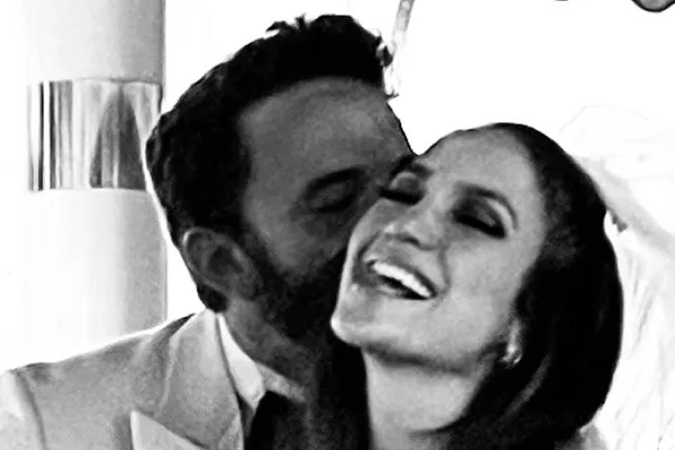 Jennifer Lopez e Ben Affleck se casam em Las Vegas