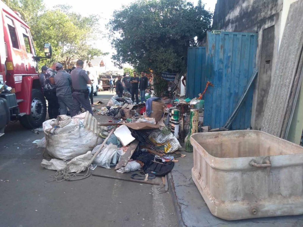 material acumulado por homem em piracicaba