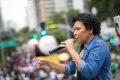 Pré-candidata Vera Lúcia em campanha