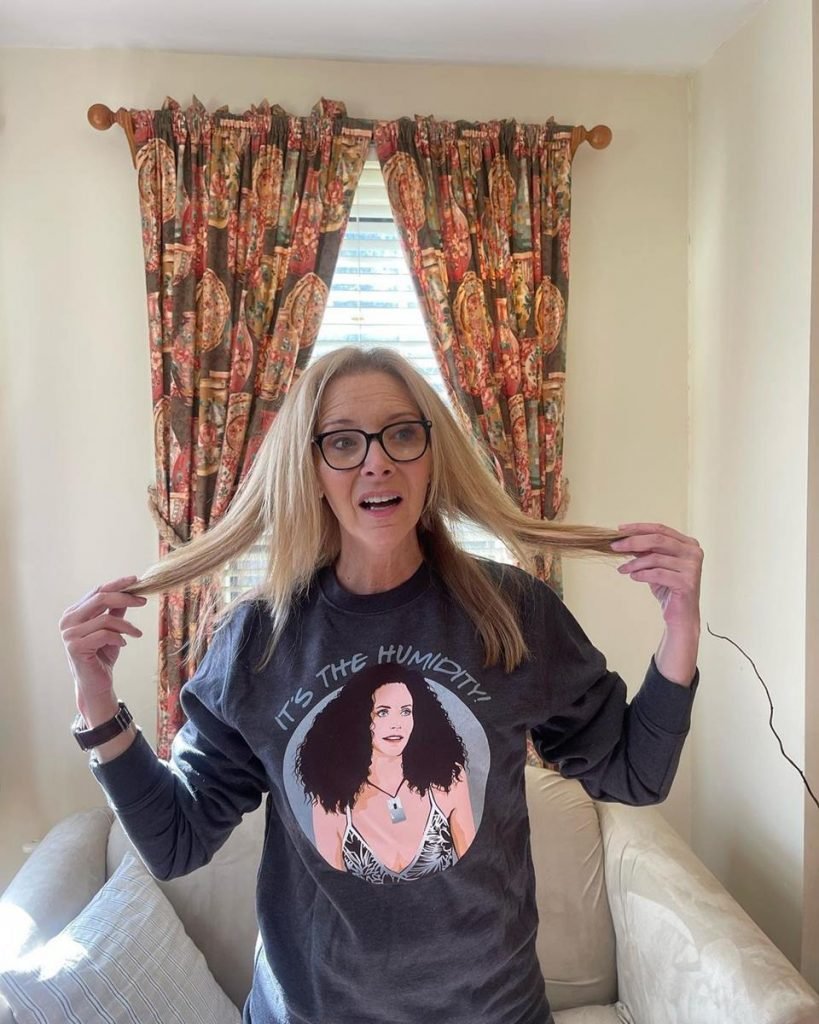 Foto colorida de Lisa Kudrow