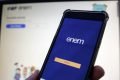 Celular com aplicativo do Enem - Metrópoles