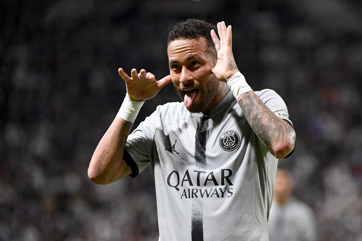 Neymar se irrita com reportagem do Globo Esporte: “Matéria de merda” |  Metrópoles