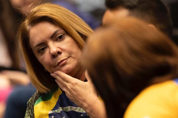 Ana Cristina Siqueira Valle ex-esposa do Presidente Jair Bolsonaro