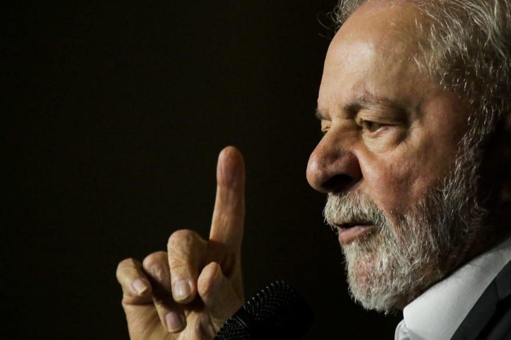 Após bispo Manoel Ferreira se encontrar com Lula, bispo Samuel