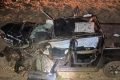 Vídeo: mulher morre carbonizada após colisão entre carro e caminhão