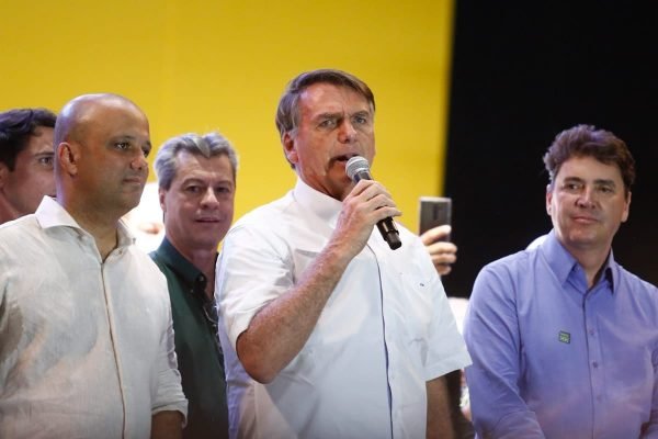 Presidente Jair Bolsonaro discursa durante convenção que lançou candidatura de seu ex-líder na Câmara dos Deputados, Major Vitor Hugo , ao Governo de Goiás 2