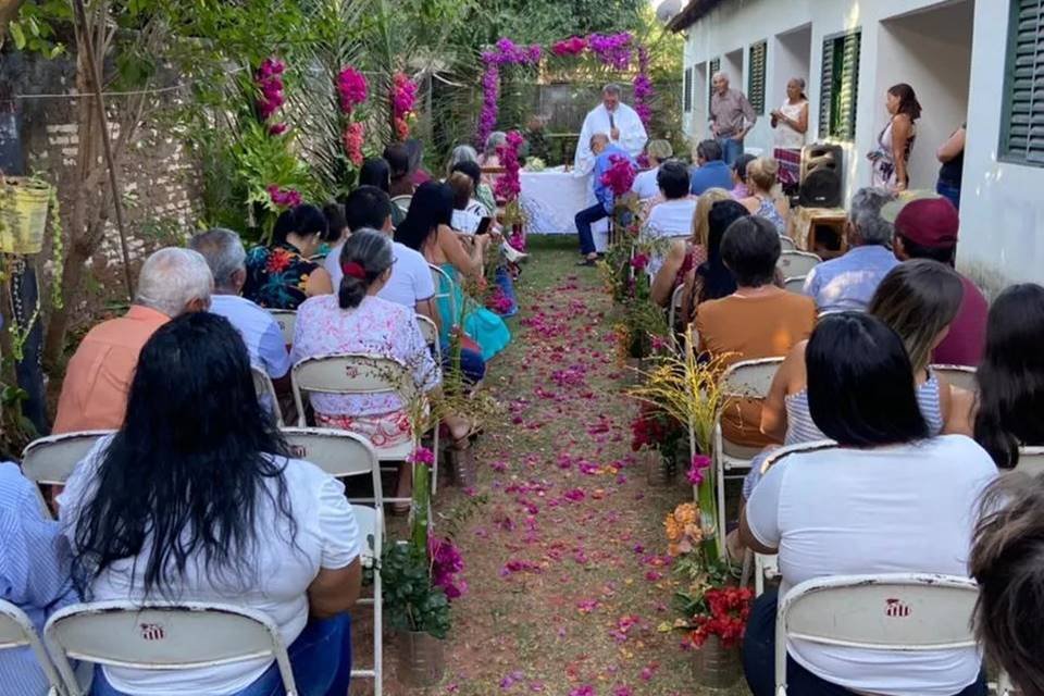 casal de idosos se casa em lar de idosos em goiás