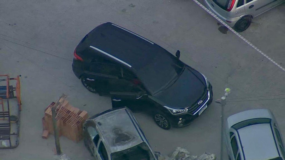 Uma motorista de aplicativo enviava um áudio para o namorado quando foi vítima de um sequestro por volta das 1h da manhã desta quinta-feira (4/8)