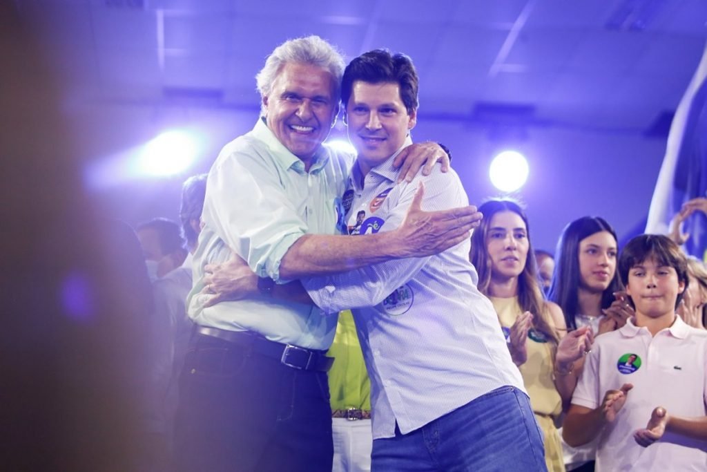 Ronaldo Caiado (UB), governador de Goiás, candidato à reeleição e Daniel Vilela (MDB), candidato a vice