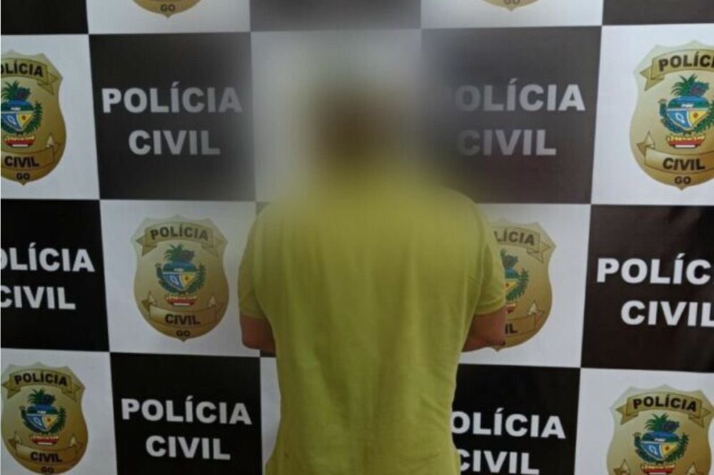 mae filho mortos corpos sofa itapirapua goias (2)