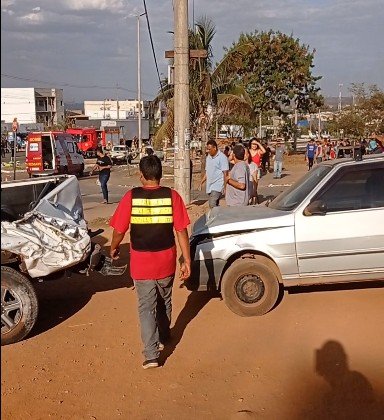 carros batidos