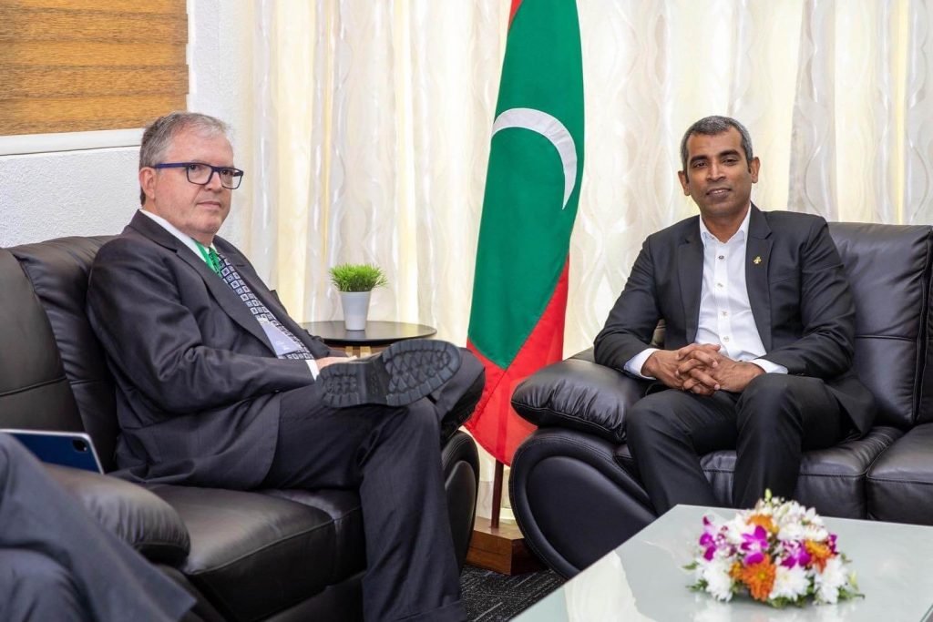 Ministro do TCU Walton Alencar em reunião bilateral nas Maldivas
