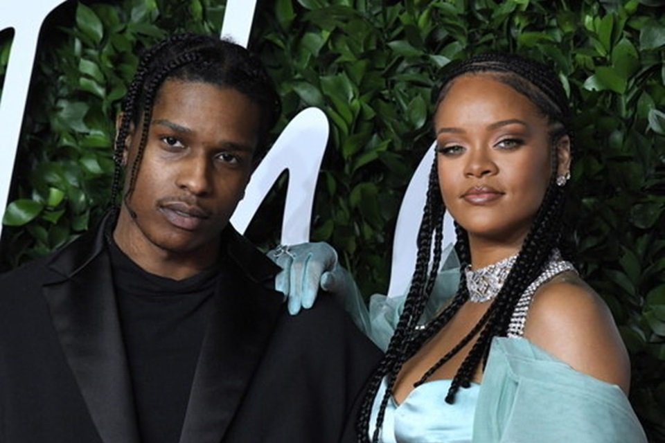 Rihanna explica por que não revelou nome e foto do filho com A$AP Rocky