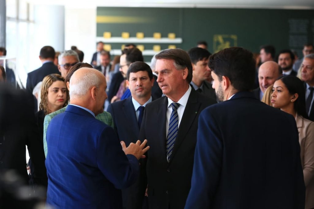 Presidente Bolsonaro participa da cerimônia alusiva ao Bicentenário da Independência, no Palácio do Planalto