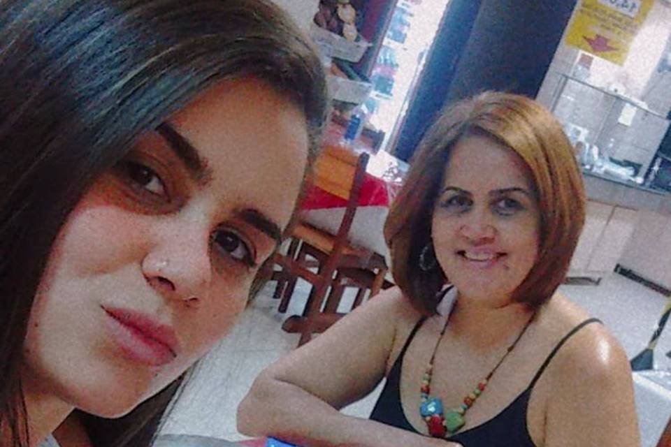 Gisele Boaventura e a filha Déborah - Metrópoles