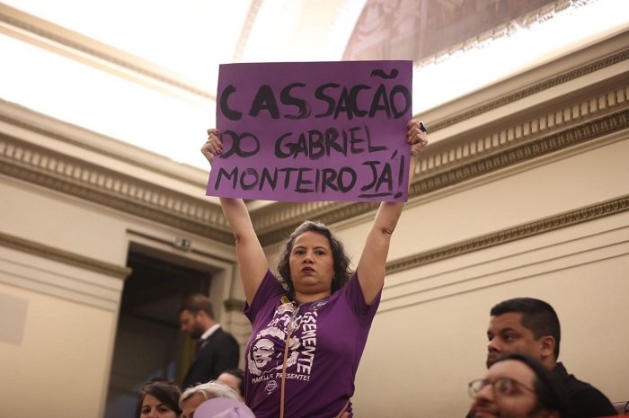 Cassação de Gabriel: sessão dá quórum, mas é suspensa por duas