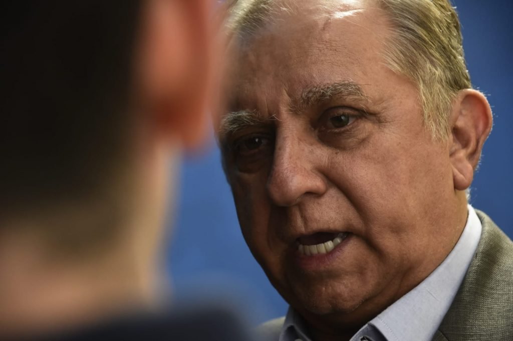 Senador Izalci Lucas, candidato ao governo do Distrito Federal concede entrevista para o Metrópoles