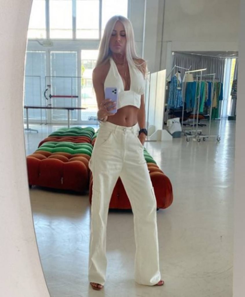 mulher de branco