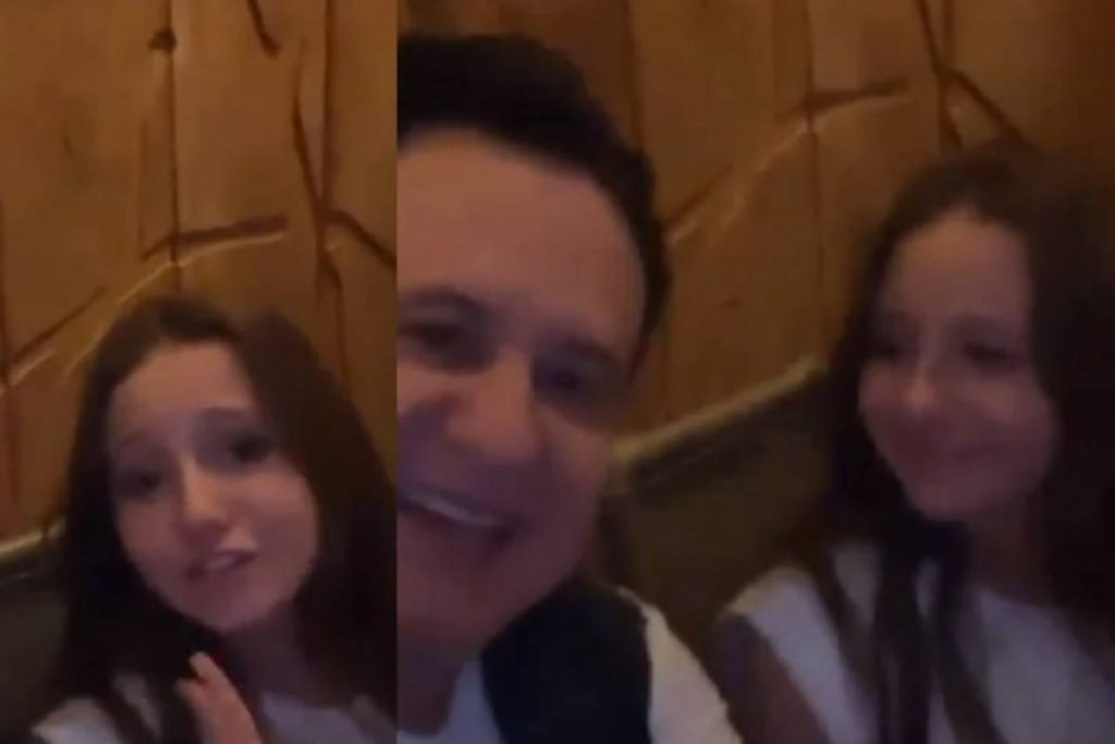 Foto colorida de Marrone com filha-Metrópoles