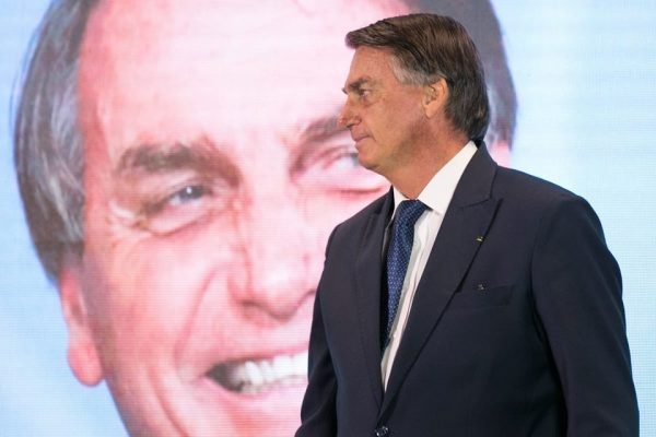 Jair Bolsonaro participa do Diálogos com os Candidatos à Presidência, feito pela Unecs