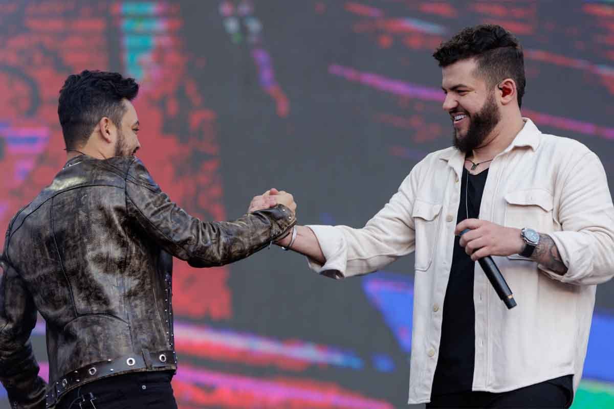 Foto de Ícaro e Gilmar