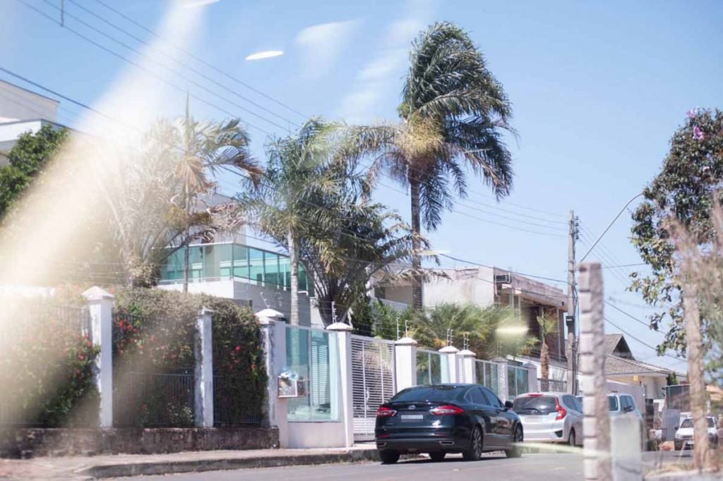 fachada da casa da ex-esposa do Bolsonaro2