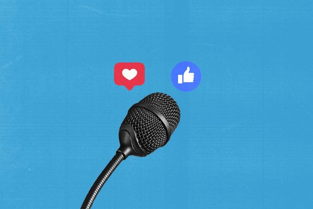 Foto de um microfone com ícones de redes socais