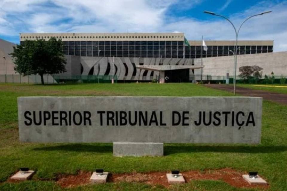 Imagem colorida do Superior Tribunal de Justiça (STJ) - metrópoles