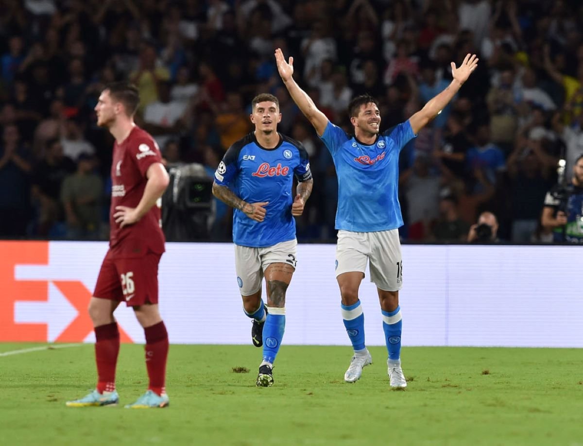 Champions League: Liverpool faz 7 a 1, e Napoli vence novamente