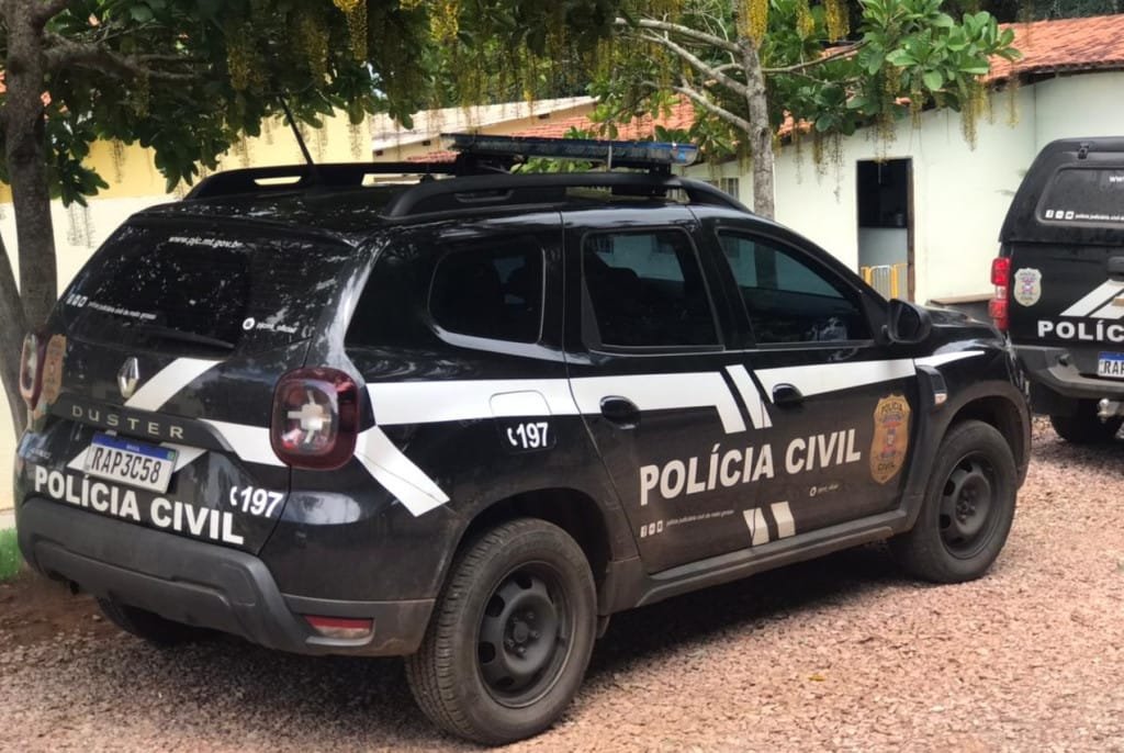 Polícia busca suspeito de matar a facadas jovem a cavalo durante