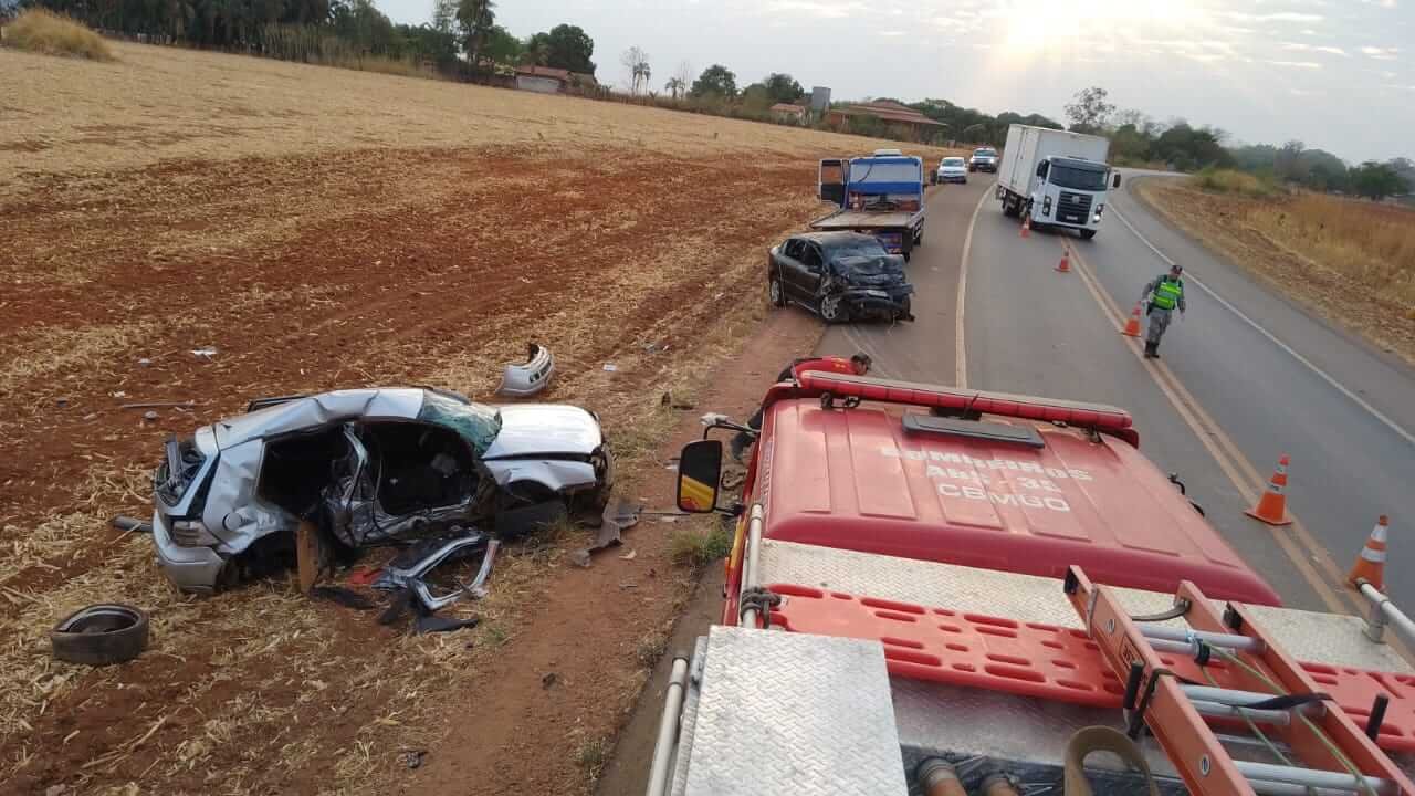 Jovem morre em grave acidente na Serra dos pombos - Blog do Léo Santos