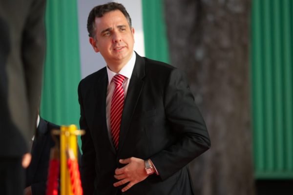 Chegada Presidente do Senado Rodrigo Pacheco chega na cerimônia de posse da ministra Rosa Weber a Presidência do Supremo Tribunal Federal e do Conselho Nacional de Justiça 19 autoridades à cerimônia de posse da ministra Rosa Weber a Presidência do Supremo Tribunal Federal e do Conselho Nacional de Justiça