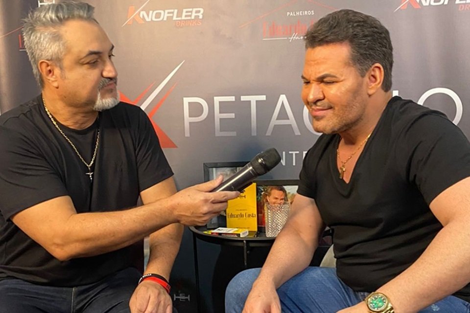 Foto colorida de Eduardo Costa e Odair Terra