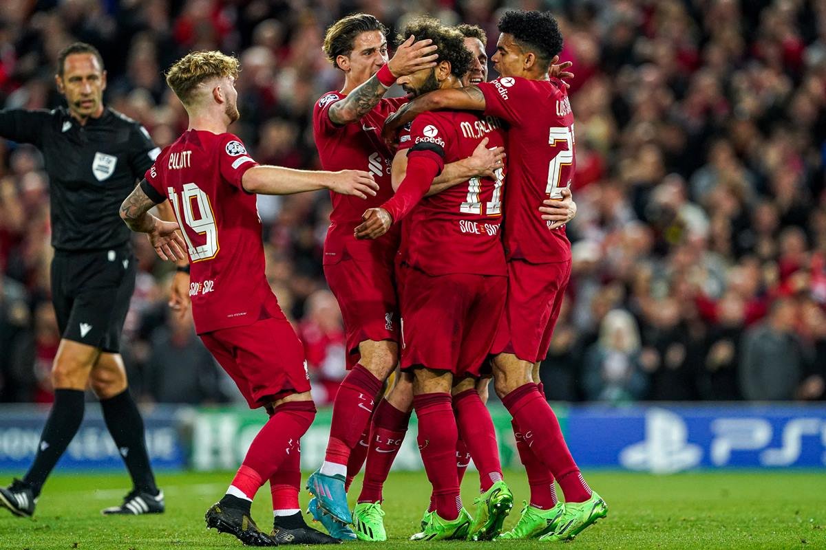 Champions League: Liverpool faz 7 a 1, e Napoli vence novamente