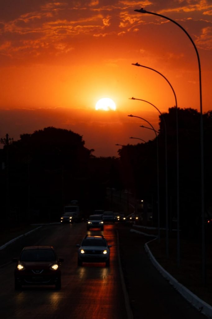 por do sol calor seca 35 graus periodo de seca e baixa humidade