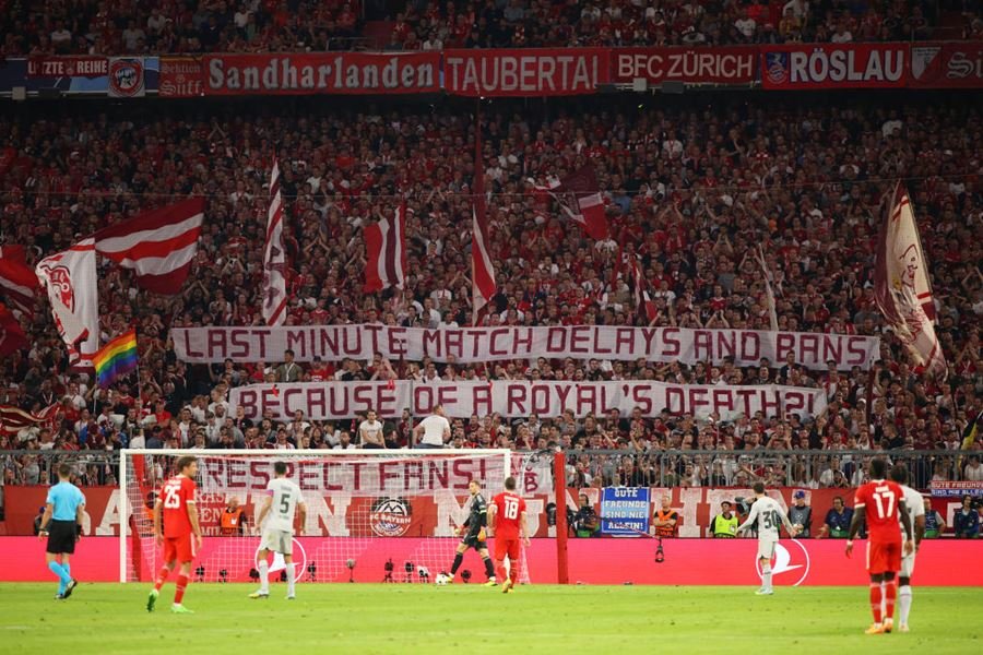 Torcida protesta contra ação da PM na confusão em jogo da Lusa