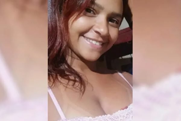 Larissa Vitória Boaventura teve 80% do corpo queimado após um incêndio em casa, em Rio Verde, Goiás