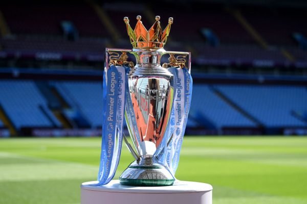 Premier League adia quatro jogos do fim de semana por conta de