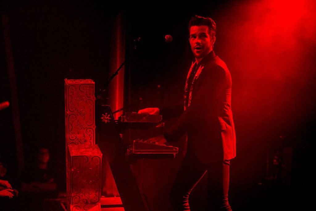 Brandon Flowers 5 curiosidades sobre o vocalista do The Killers Metrópoles