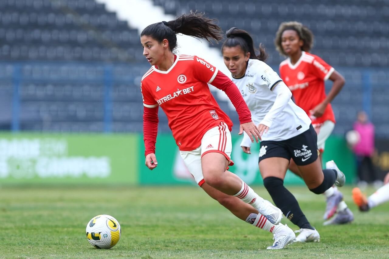 Catarinense do Internacional revela emoção de chegar à final do Brasileirão  Feminino, futebol