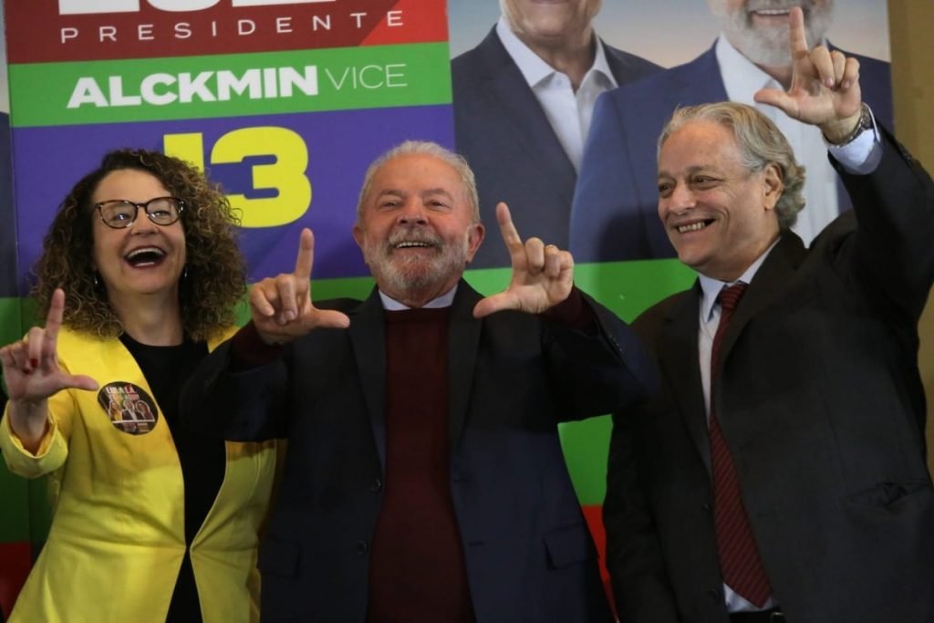 Luciana Genro (Psol), Lula (PT) e João Vicente Goulart (PCdoB)