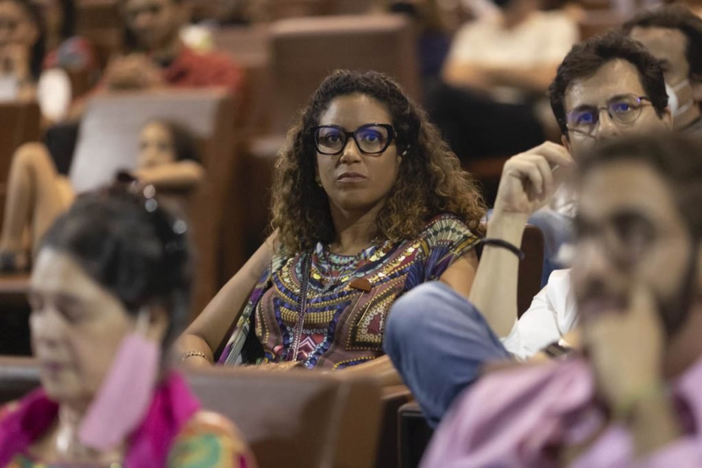 Ilka Teodoro durante estreia do documentário Me Farei Ouvir no cine brasilia cinema