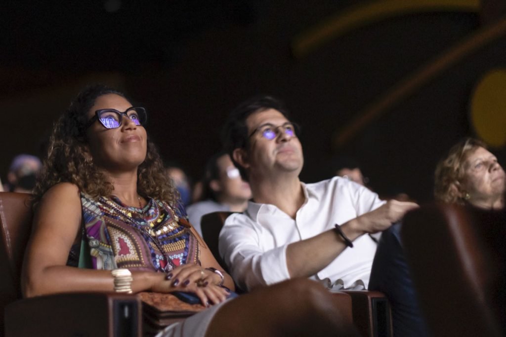 Ilka Teodoro durante estreia do documentário Me Farei Ouvir no cine brasilia cinema