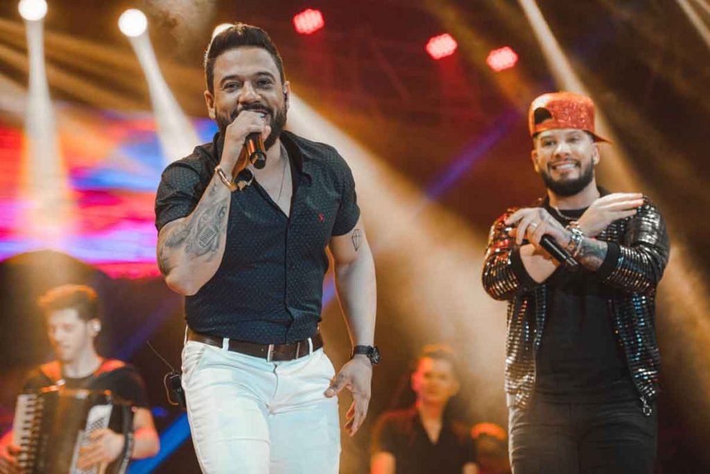 Foto dos cantores Dupla João Bosco e Gabriel