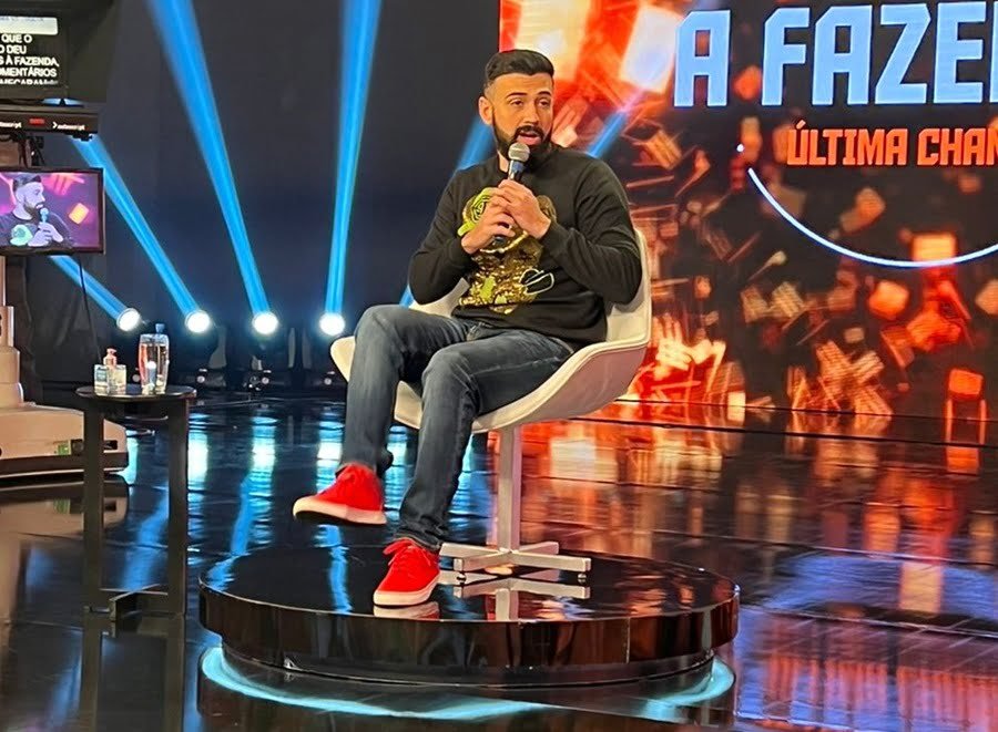Bruno Tálamo no Hora do Faro (Reprodução)