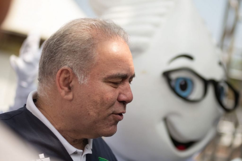 Queiroga estimula vacinação contra pólio e ressalta Zé Gotinha-014