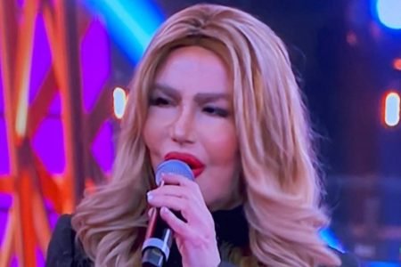 Cantora Rosana diz que vai processar internauta que falou de sua