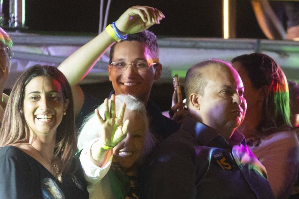 comicio ibaneis e flavia arruda candidato governo distrito federal ceilandia 4