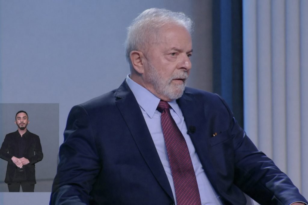 thumb-poster-3x2-903 lula e Ciro gomes durante debate presidenciaveis eleicoes 2022 TV globo candidatos